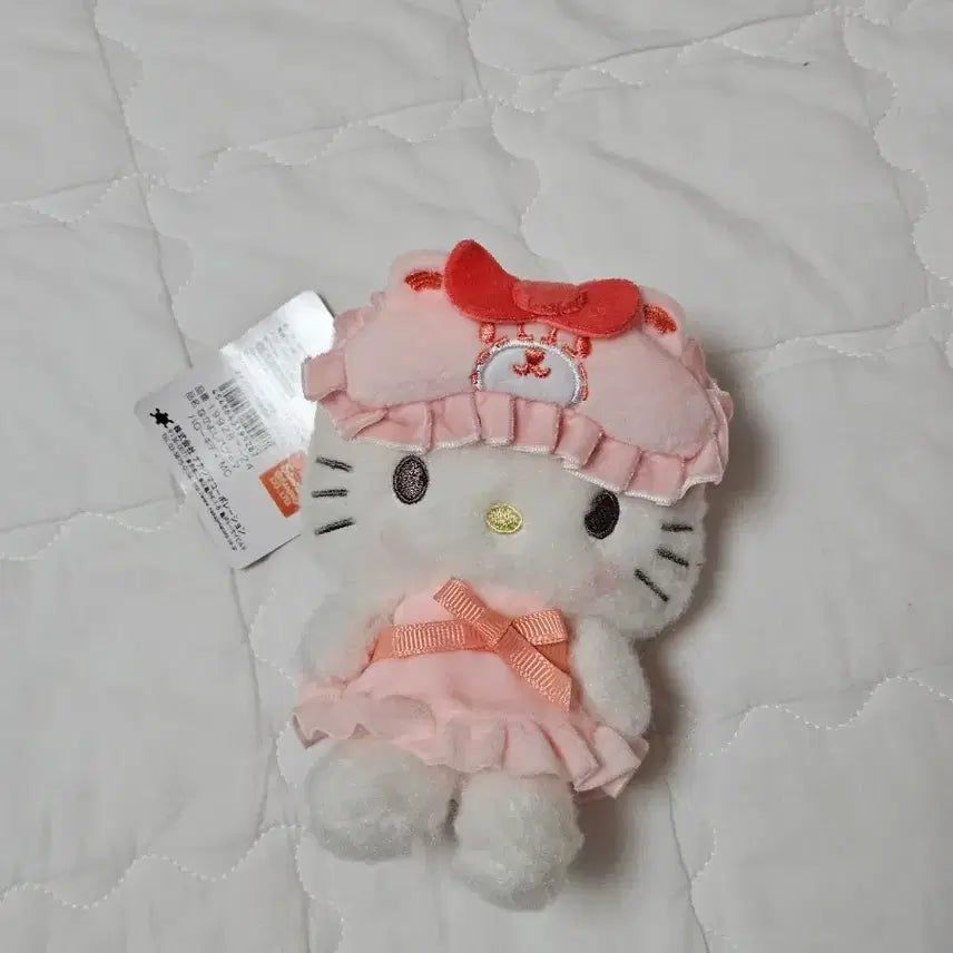 [BUNJANG] Sanrio Hello Kitty Pajamas Sleep Mask Set / 수면안대 잠옷 키티
