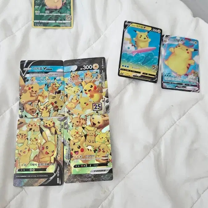 [BUNJANG] Pikachu 25th Anniversary Card Set / 피카츄 25 주년 일과 판매 엄청 싸게 줌