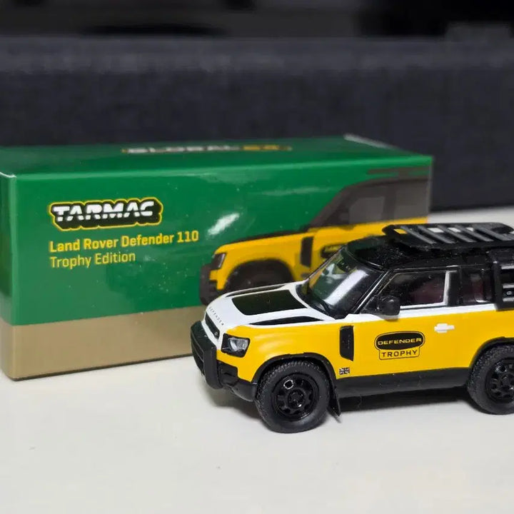 [BUNJANG] Tarmac Works 1:64 Land Rover Defender 4-Model Bundle Set / 타막웍스 1:64 랜드로버 디펜더 4종 일괄