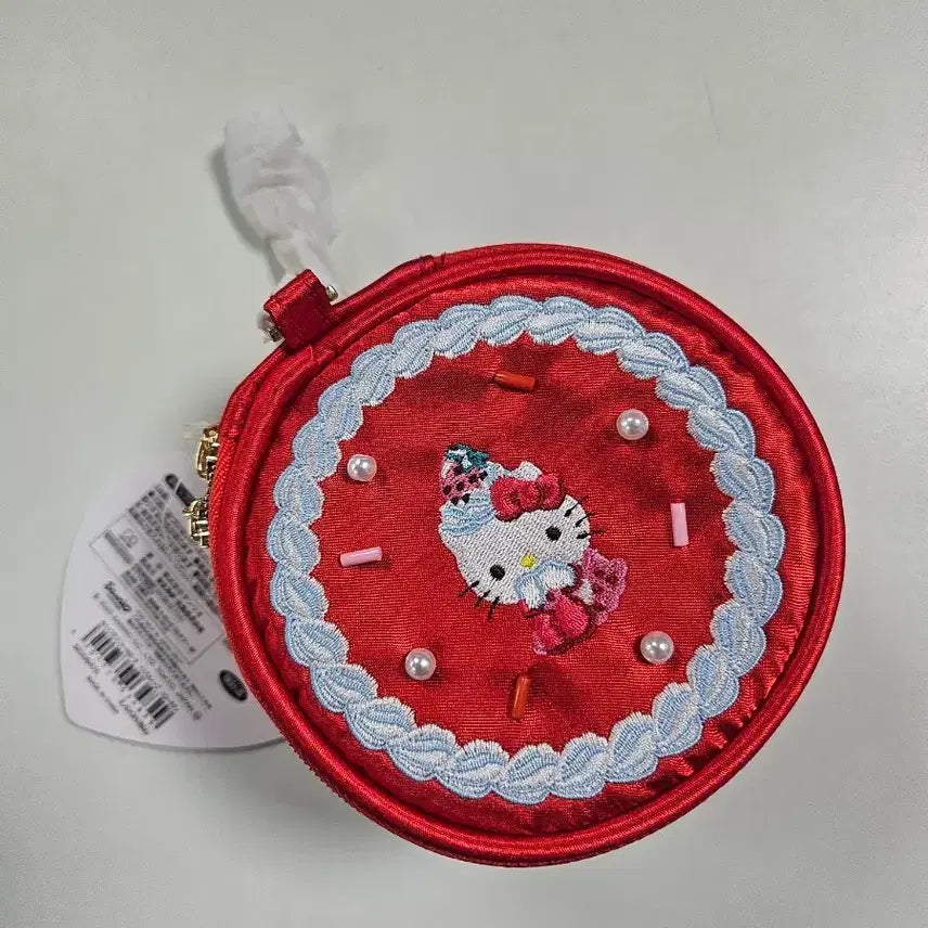 [BUNJANG] Hello Kitty Whipped Cream Round Pouch / 키티 휘핑케이크 원형파우치