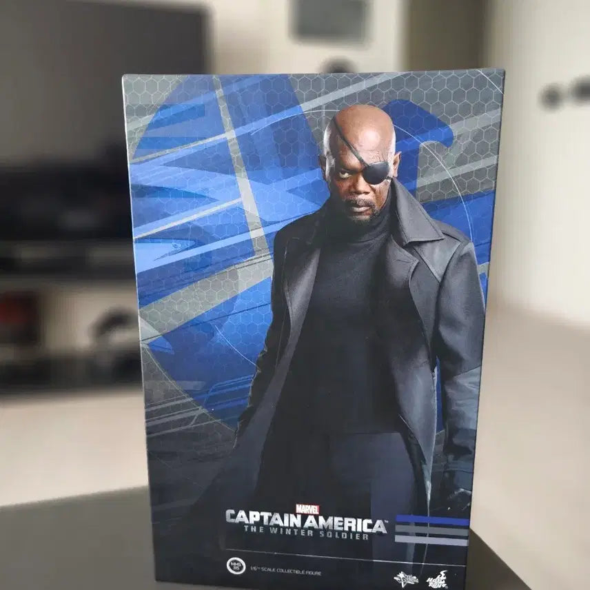 [BUNJANG] Hot Toys Nick Fury MMS315 1/6 Scale Figure / 핫토이 닉퓨리 MMS315 12인치 피규어