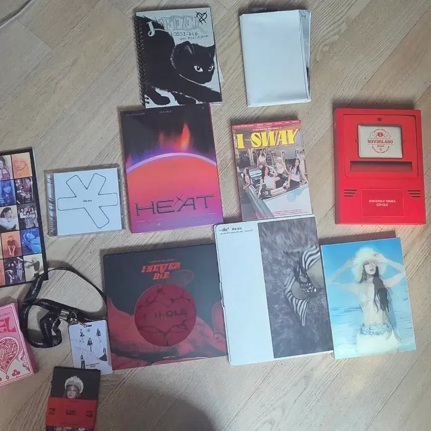 [BUNJANG]  (G)I-DLE Album Bundle Set / 아이들 굿즈 앨범 일괄 판매