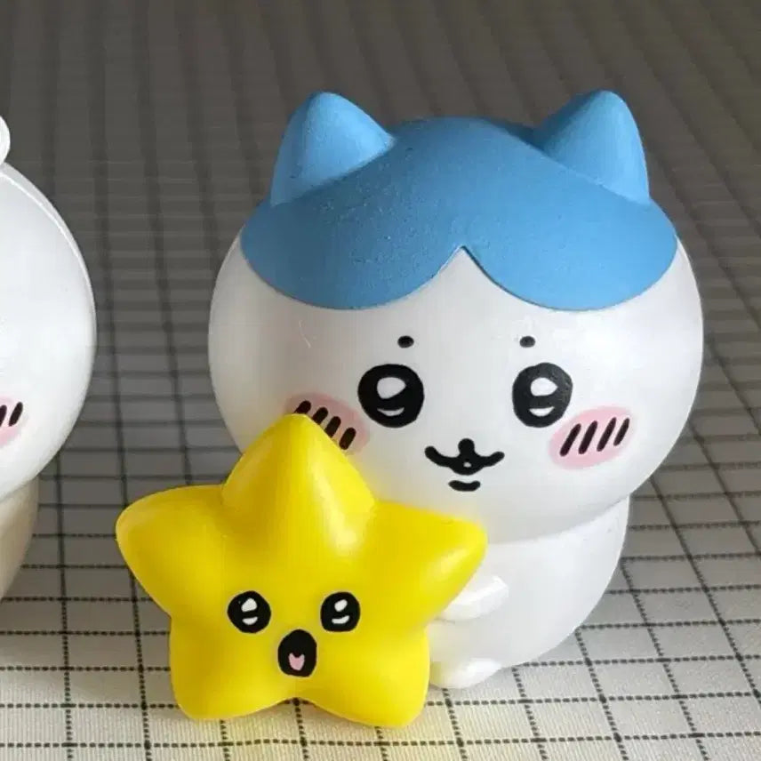 [BUNJANG] Chiikawa Hachiware Starry Night Light Gacha Figure / 먼작귀 치이카와 하치와레 별과 함께 라이트 피규어 가챠