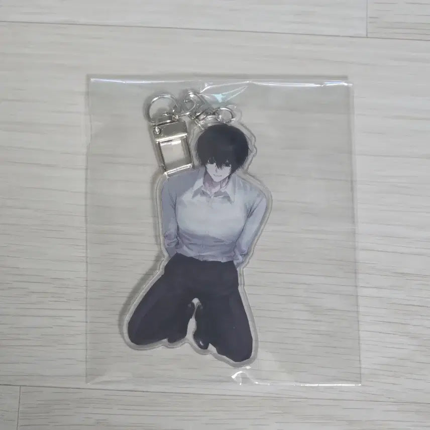 [BUNJANG] Sakamoto Days Kio Nagumo Yoichi Earphone Cord Winder Acrylic Keychain (Unsealed) / 오늘만 0.6) 사카모토데이즈 사카데이 kio 키오 나구모 요이치 이어폰 감개 아크릴 키링 비공굿 굿즈 미개봉 양도 판매