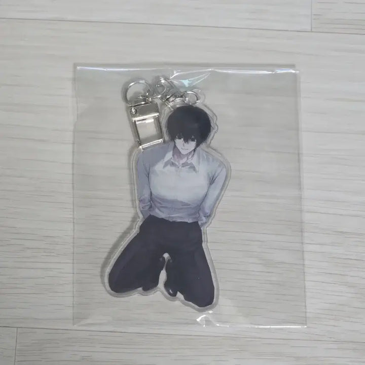 [BUNJANG] Sakamoto Days Kio Nagumo Yoichi Earphone Cord Winder Acrylic Keychain (Unsealed) / 오늘만 0.6) 사카모토데이즈 사카데이 kio 키오 나구모 요이치 이어폰 감개 아크릴 키링 비공굿 굿즈 미개봉 양도 판매