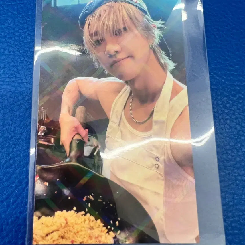 [BUNJANG] SEVENTEEN The8 Universal Japan Lucky Draw Photocard / V8 The8 디에잇 유니버셜재팬 럭키드로우 팝니다. 세븐틴