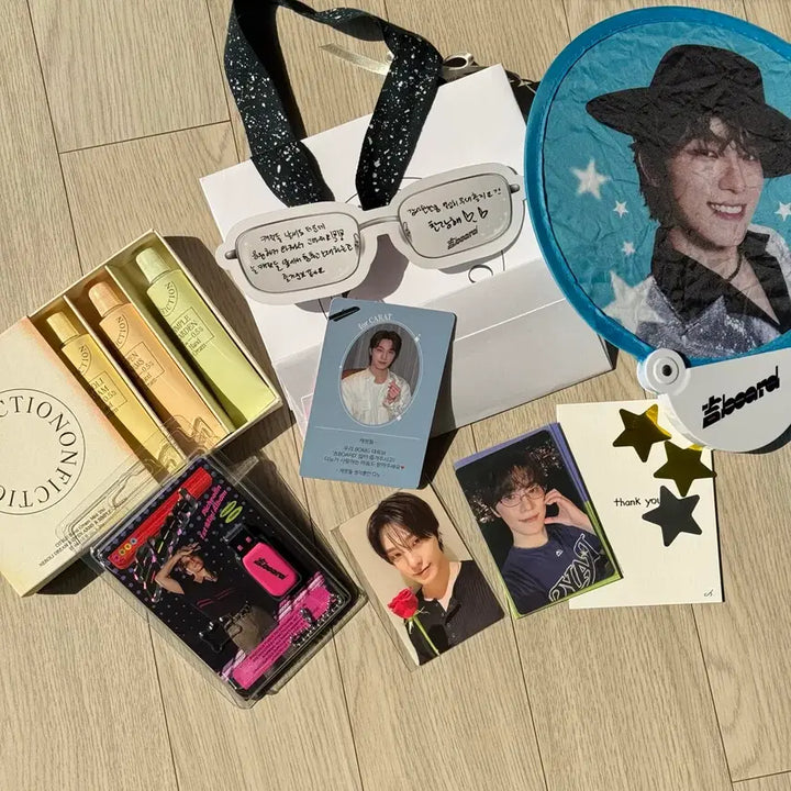 [BUNJANG] SEVENTEEN Dino Studio Ghibli Fan Event Set + Beautiful Goodbye Star Confetti / 세븐틴 디노 피철인 공방 세트 +  카운트라이브 포카 + USB 앨범 + 아름다운 이별은 없다 별 컨페티