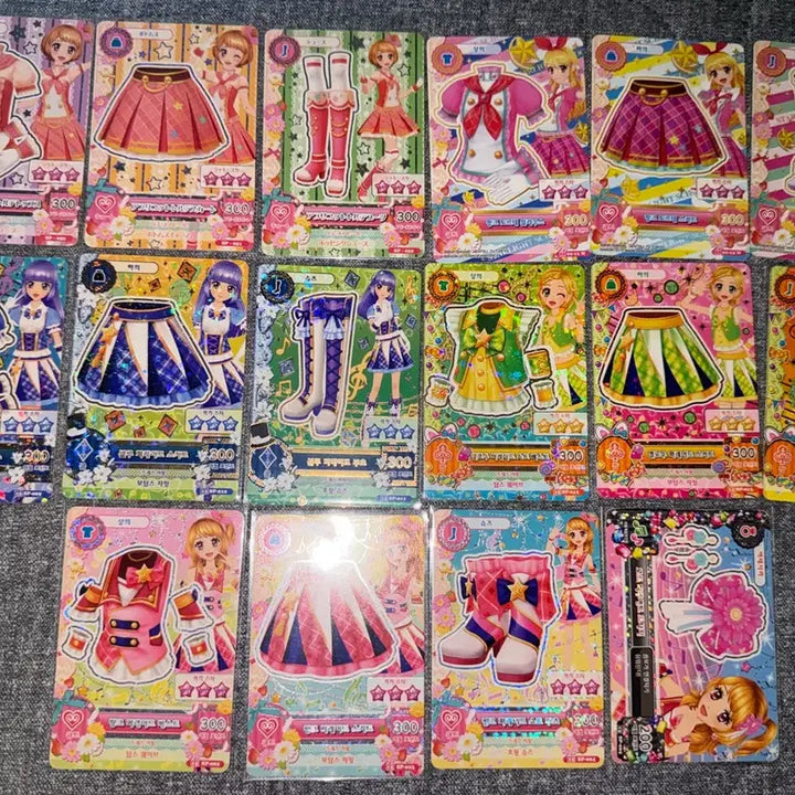 [BUNJANG] Aikatsu Aurora Kiss Goth Magic Trading Cards Bundle Set / 아이엠스타 아이카츠 오로라키스 고스매직 등