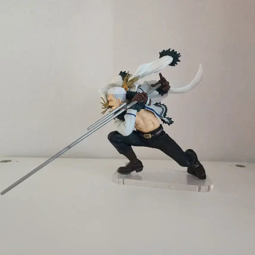 [BUNJANG] One Piece Smokers Zoukeioh Figure / 원피스 조형왕 스모커 피규어 팔아요.