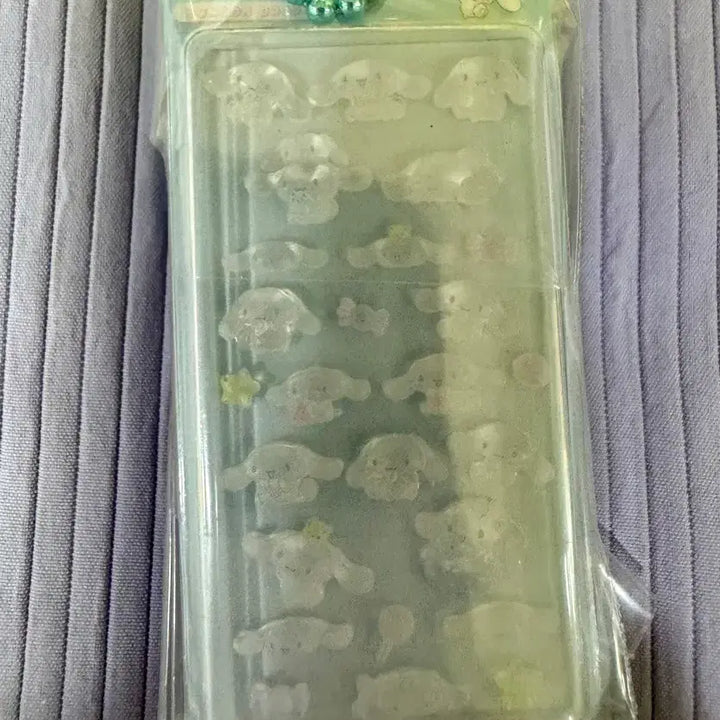 [BUNJANG] Sanrio Bonbon Drop Miniature Charm Cinnamoroll (Sealed) / (미개봉)산리오봉봉드롭미니어처참가챠/시나모롤
