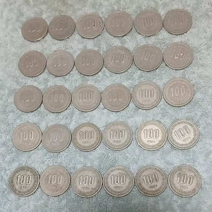 [BUNJANG] 1971 100 Won Coin Bundle Set (30 pcs) / 옛날 1971년 30개 일괄