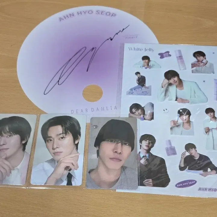 [BUNJANG] Ahn Hyo Seop Dear Dahlia Japan Popup Limited Edition Sticker + 3 Photocards (incl. Secret Card) + Fan / 안효섭 디어달리아 일본 팝업한정판 스티커+포토카드3종(시크릿카드포함)+팝업한정부채
