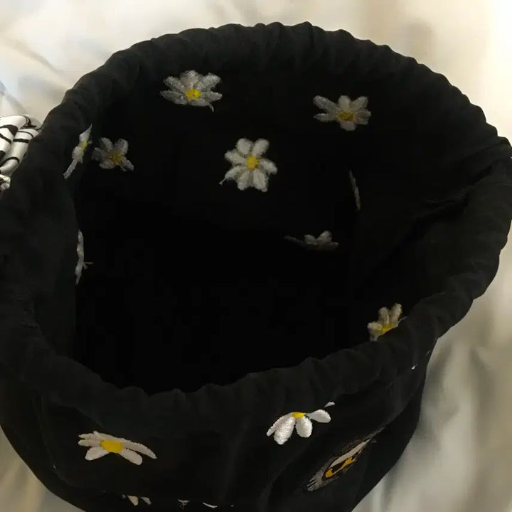 [BUNJANG] Joan Friends Pouch / 조앤프렌즈 파우치 올리브영