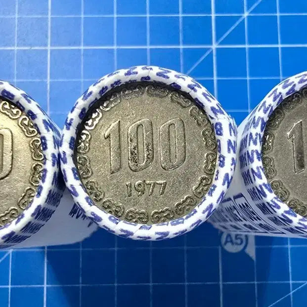 [BUNJANG] 1977 South Korean 100 Won Coins - 3 Rolls (150 Coins) / 1977년 100원 동전 150개 3롤