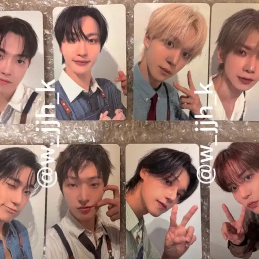 [BUNJANG] ATEEZ ATEEZOOrista Juri Star Double-Sided Photocard Set + Hologram Photocard Set / 에이티즈 ATEEZ 애플뮤직 ATEEZOOrista 주리스타 양면4set+히퍼1set