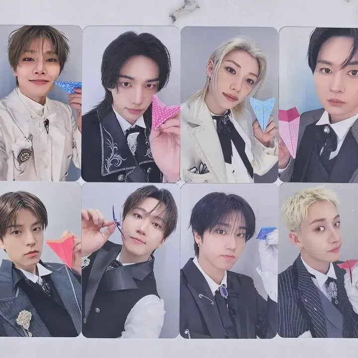 [BUNJANG] Stray Kids SKZOO Everywhere All Around The World Popup MD Photocard Set / 스트레이키즈 스키즈 SKZOO Everywhere All Around The World 팝업 MD 포카 포토카드 세트 양도