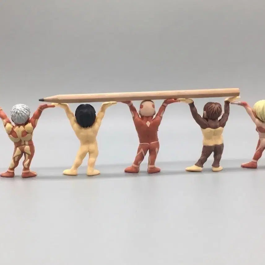 [BUNJANG] Attack on Titan Pencil Holder Figure / 진격의거인 연필 거치 피규어 펜오키