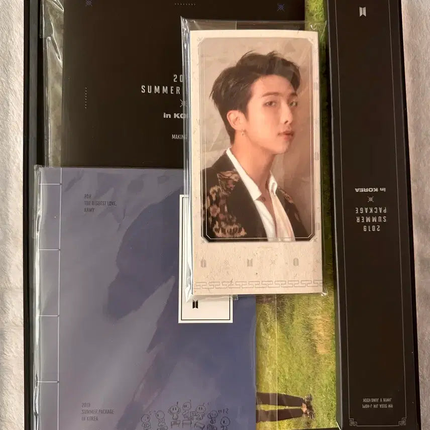 [BUNJANG] BTS 2019 Summer Package In Korea Photocard Holder / BTS 2019 서머패키지 In Korea