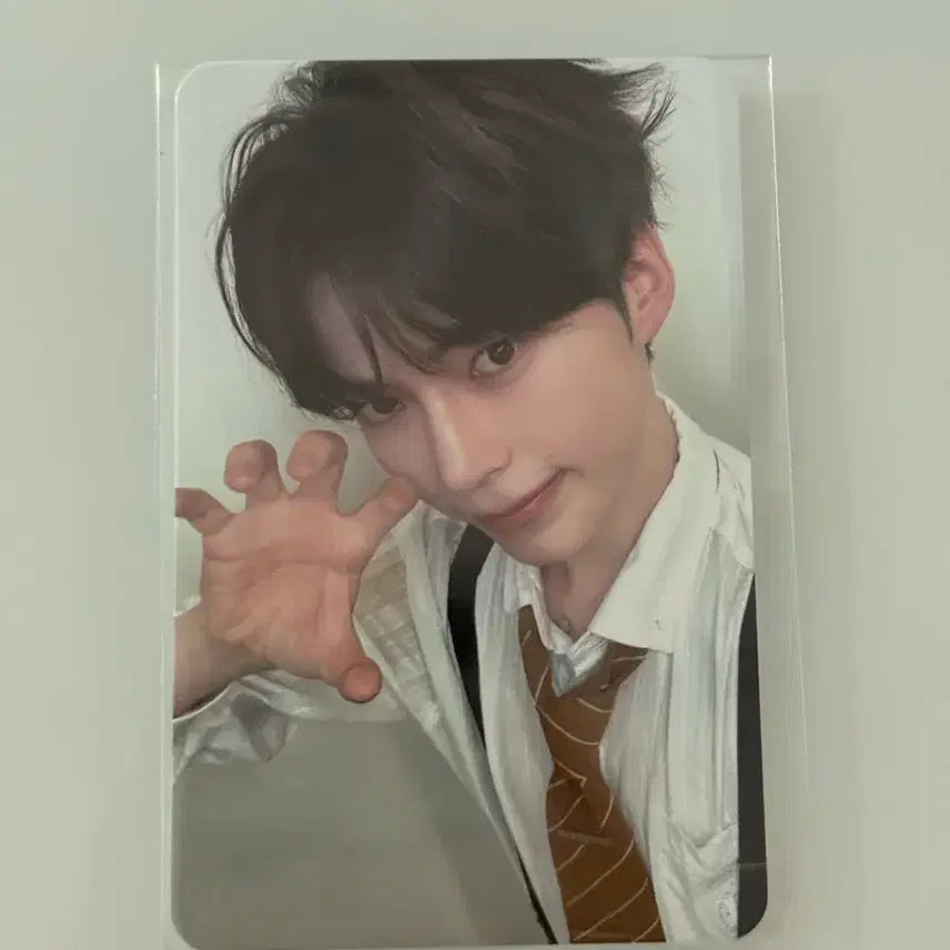 [BUNJANG] ZEROBASEONE Sung Han Bin Birthday Party Matinee Membership Exclusive Photocard / 제로베이스원 성한빈 생일파티 낮공 멤버십 특전 포카