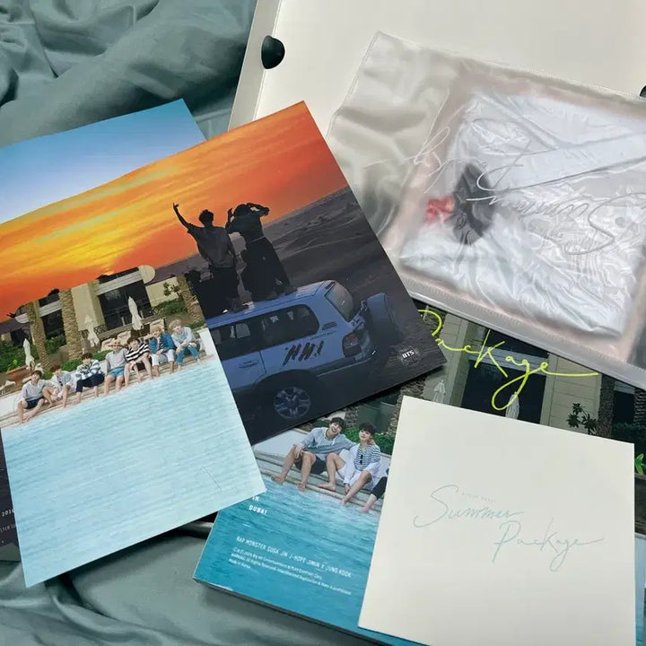 [BUNJANG] BTS Summer Package 2016 + 2017 CD Bundle / BTS 방탄소년단 썸머패키지 2016 (+2017 cd)