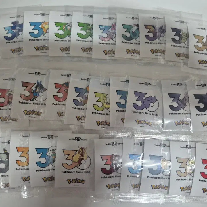 [BUNJANG] Baskin Robbins Pokémon 30th Anniversary Sticker Collection Set / 배스킨라빈스 포켓몬 30주년 띠부씰 27종 전종 일괄판매