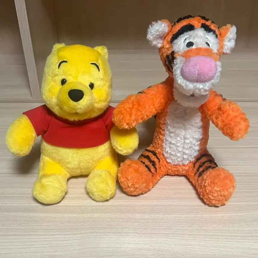 [BUNJANG] Disney Parks Winnie the Pooh &amp; Tigger Plush Set / 도쿄디즈니랜드 곰돌이 푸, 티거 인형 세트