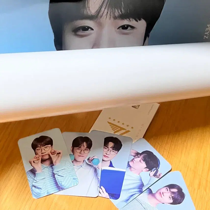 [BUNJANG] T1 Keria Poster Bundle Set Photocard / 우리은행 T1 포토카드 + 케리아 포스터