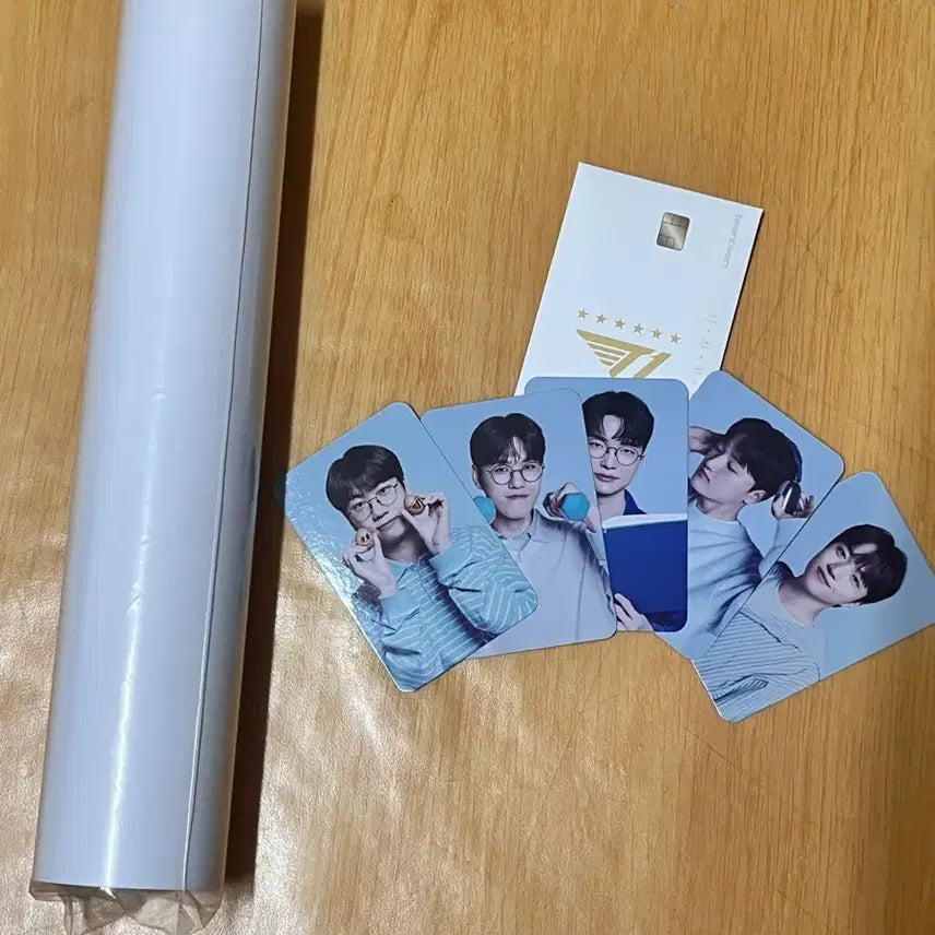[BUNJANG] T1 Keria Poster Bundle Set Photocard / 우리은행 T1 포토카드 + 케리아 포스터