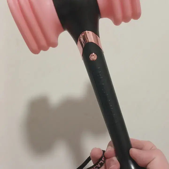 [BUNJANG] BLACKPINK Official Lightstick Version 1 / 블랙핑크 블핑 응원봉 뿅봉 버전1 판매 양도 제니 지수 로제 리사