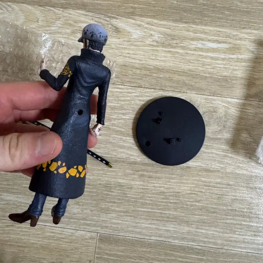 [BUNJANG] One Piece Trafalgar Law Punk Hazard Styling Figure / 지지대X 원피스 피규어 스타일링 트라팔가 로우 펑크헤저드