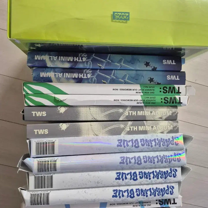 [BUNJANG] TWS Album &amp; Merchandise Bundle Set / TWS 앨범  및 굿즈 일괄