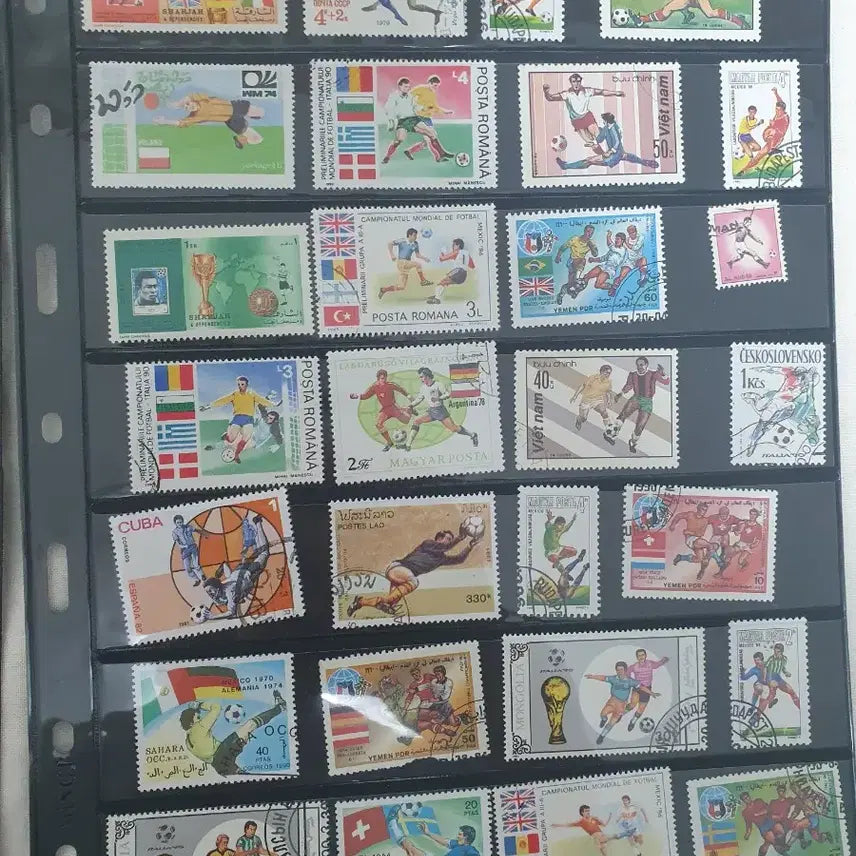[BUNJANG] Used Postage Stamps: World Soccer Theme (93 Varieties) Bundle Set / 세계 여러나라 축구 사용제 우표 93종 일괄