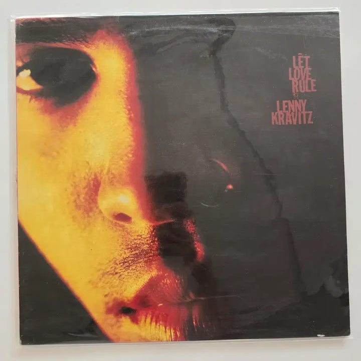 [BUNJANG] Lenny Kravitz Let Love Rule LP with Lyric Booklet - Mint Condition / 레니 크라비츠 LP / Lenny Kravitz - Let Love Rule/ 가사집 있음/ MINT