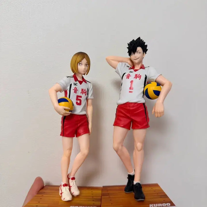[BUNJANG] Haikyu!! FURYU Kuji Kozume Kenma A Prize &amp; Kuroo Tetsuro B Prize Figure Bundle Set / 하이큐 후류쿠지 피규어 코즈메 켄마A상 쿠로오 테츠오 B상 일괄