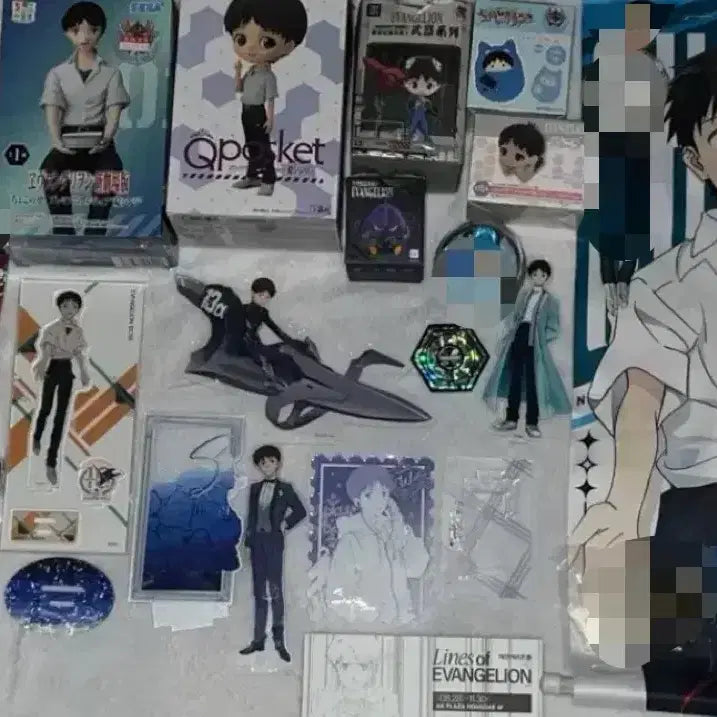 [BUNJANG] Evangelion Ikari Shinji Figure, Plush, Tapestry, Acrylic, Pasa Bundle Set / 에반게리온 이카리신지 대량처분 피규어 누이 태피스트리 아크릴 파샤 일괄
