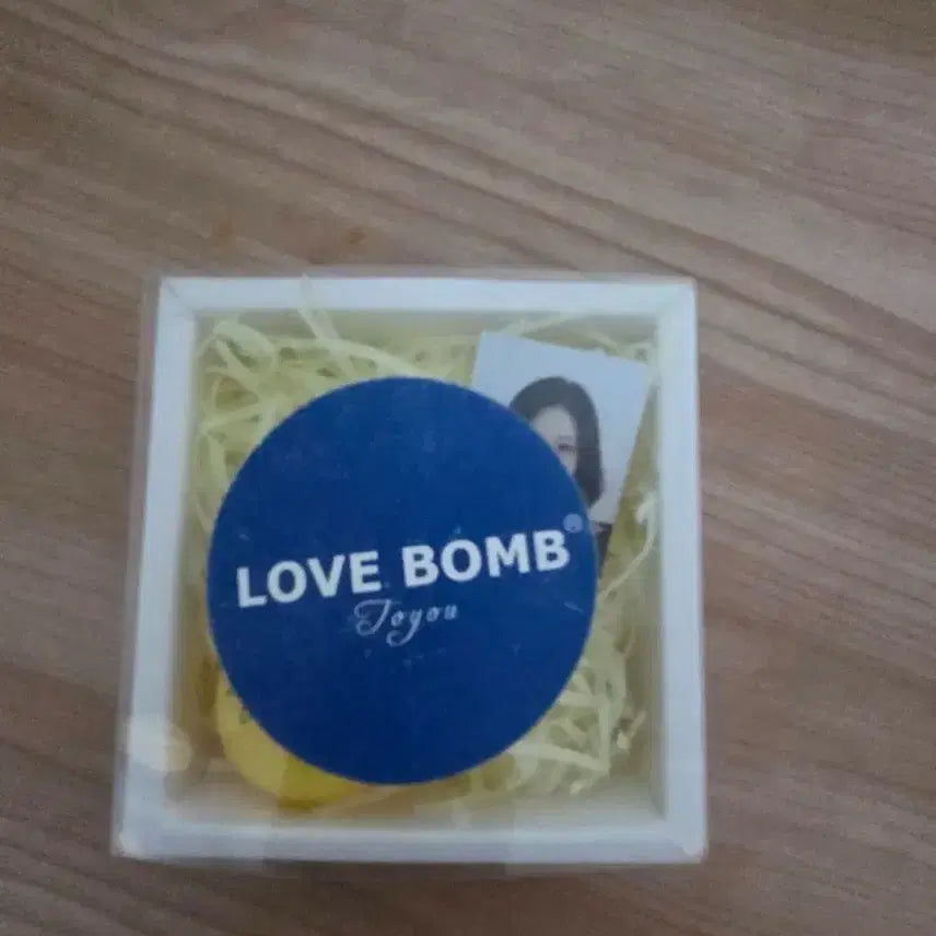 [BUNJANG] fromis_9 Lee Chaeyoung Love Bomb Photocard / 프로미스나인 이채영 럽밤 폭탄
