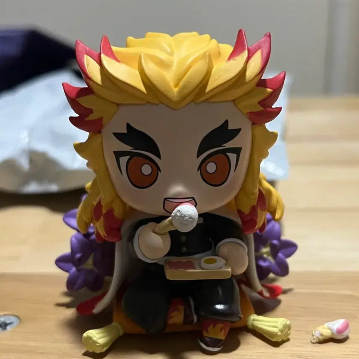 [BUNJANG] Popmart Demon Slayer Kyojuro Rengoku Birth Flower Figure / 귀멸의칼날 팝마트 렌고쿠 탄생화 피규어