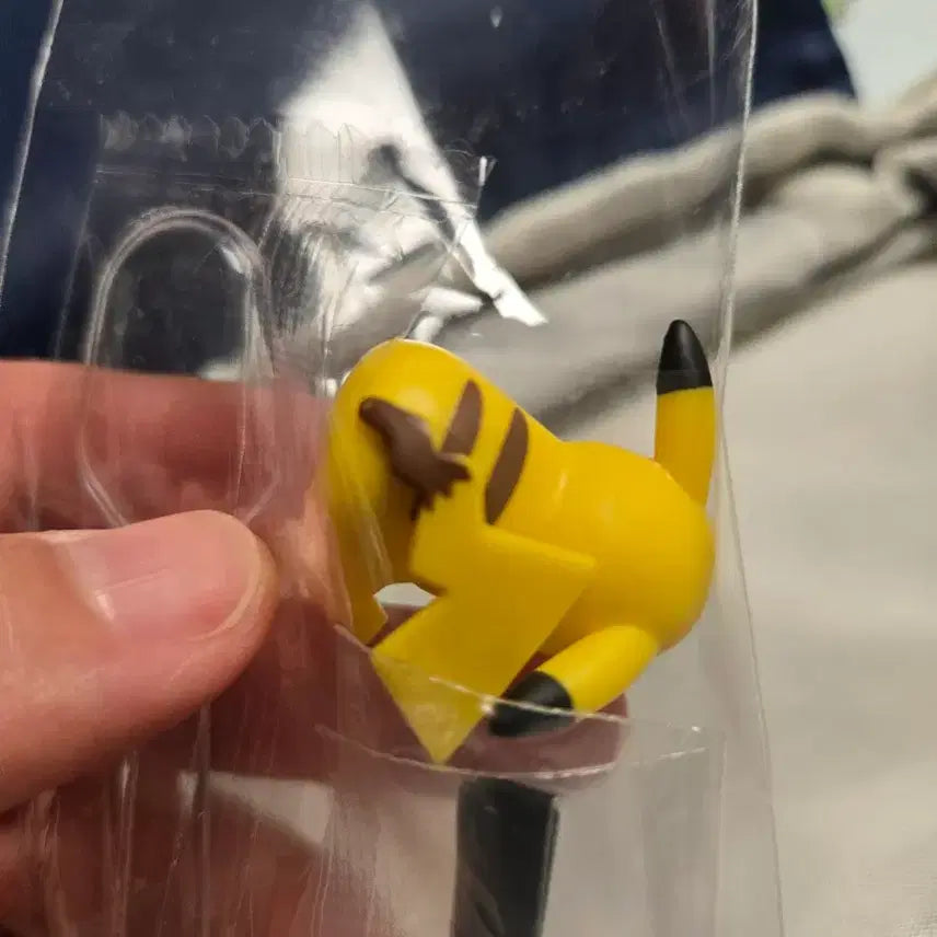 [BUNJANG] Pokemon Monster Ball Pikachu / 포켓몬몬스터볼 아이스크림 피카츄