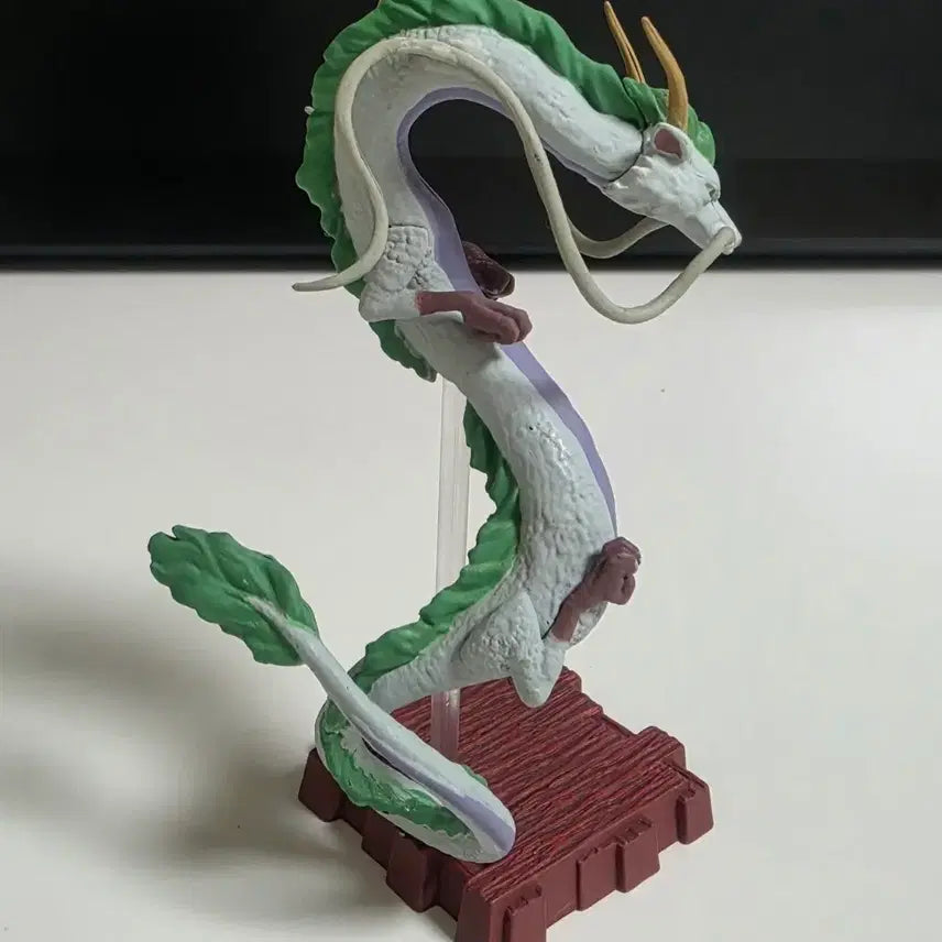 [BUNJANG] Spirited Away Haku Figure (Dragon Ver.) / 센과 치히로의 행방불명 랜덤 피규어 용 하쿠