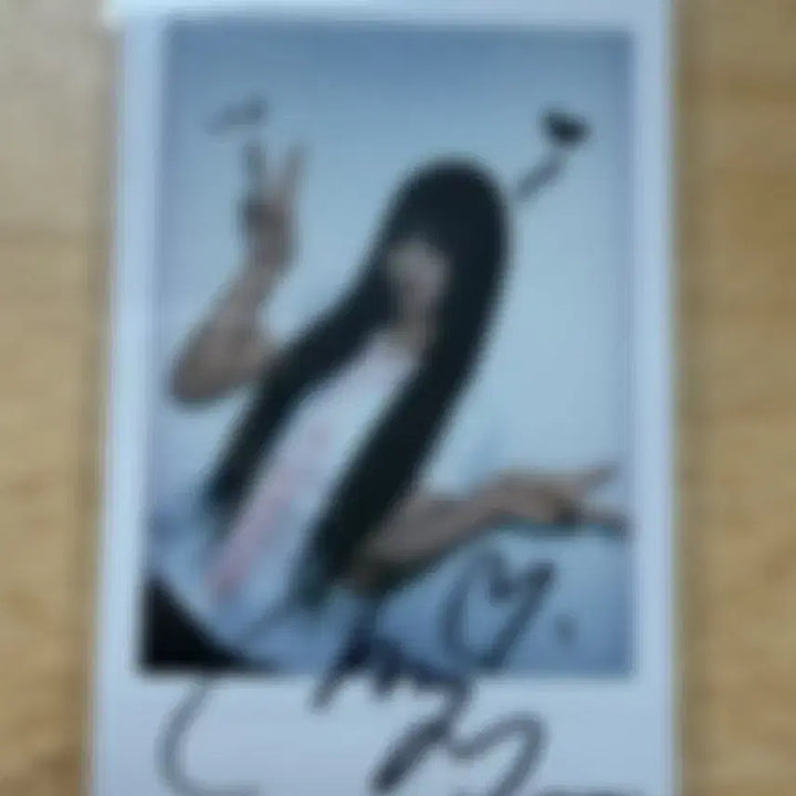 [BUNJANG] MINAMI Signed Polaroid Photocard / 250608 팬사인회 리센느 미나미 싸인 폴라로이드 싸폴