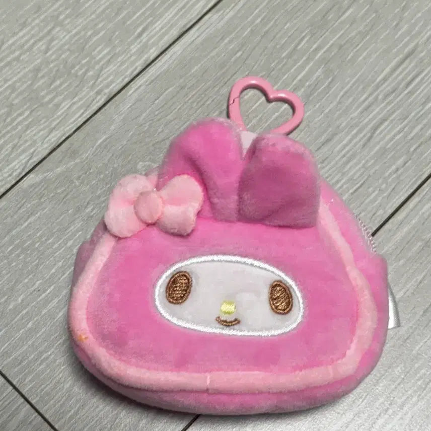 [BUNJANG] My Melody Onigiri Pouch Coin Purse with Keychain / 산리오 포켓 삼각김밥 인형 파우치 마이멜로디