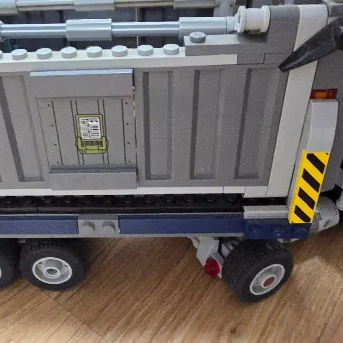 [BUNJANG] LEGO Jurassic World Truck and Helicopter / 레고 정품 쥬라기 월드 트럭 헬리콥터