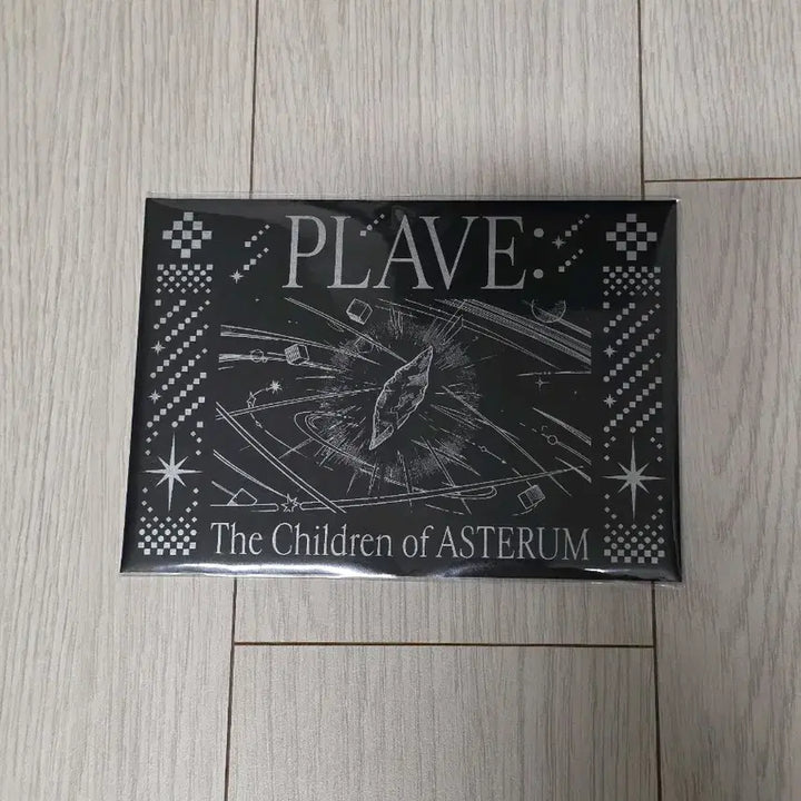 [BUNJANG] PLAVE Archive Book Photocard &amp; Postcard Set / 플레이브 PLAVE 아카이브북 포토카드 &amp; 엽서세트