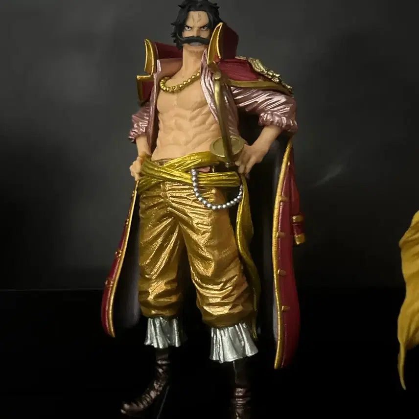 [BUNJANG] Monkey D. Gold Roger Figure / 골드 로저 피규어