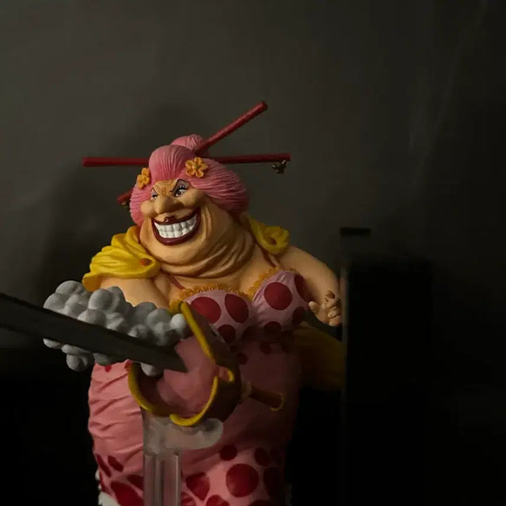 [BUNJANG] Big Mom Figure / 빅맘 피규어