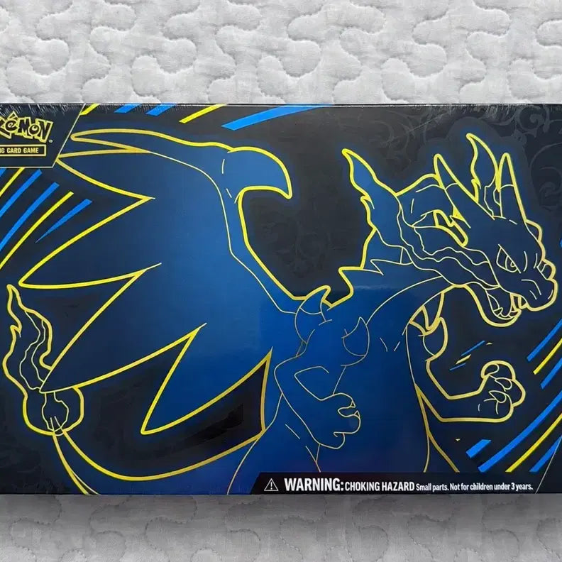 [BUNJANG] Pokemon Card North American Edition Mega Charizard X ex Ultra-Premium Collection UPC Box (Sealed) / [미개봉, 현물] 포켓몬카드 북미판 메가 리자몽 X ex 울트라 프리미엄 컬렉션 박스 UPC