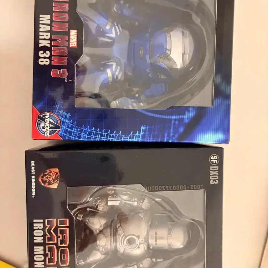 [BUNJANG] Marvel Iron Man 3 Mark 38 &amp; Iron Monger Figure Set / 마블 아이언맨3 마크38 / 아이언 몽거 피규어 2종