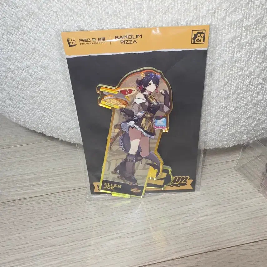 [BUNJANG] Zenless Zone Zero Banolim Pizza Collaboration Ellen Jo Acrylic Stand + Ellen Keycap Bundle Set / 젠레스 존 제로 반올림피자 콜라보 엘렌 조 아크릴 스탠드 + 엘렌 키캡 일괄 판매