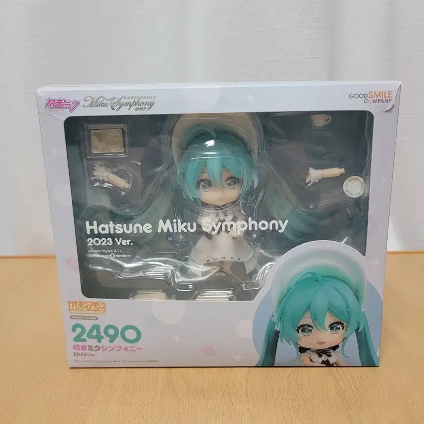 [BUNJANG] Good Smile Company Nendoroid Hatsune Miku Symphony 2023 Ver. / 넨도로이드 하츠네 미쿠 심포니 2023 Ver. 팝니다