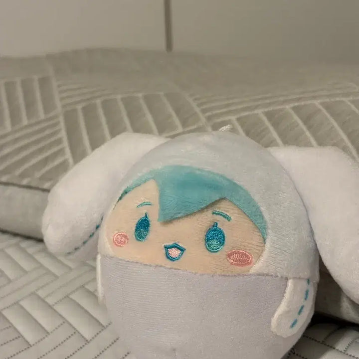 [BUNJANG] Miku x Cinnamoroll Plush Doll / 미쿠 시나모롤 인형
